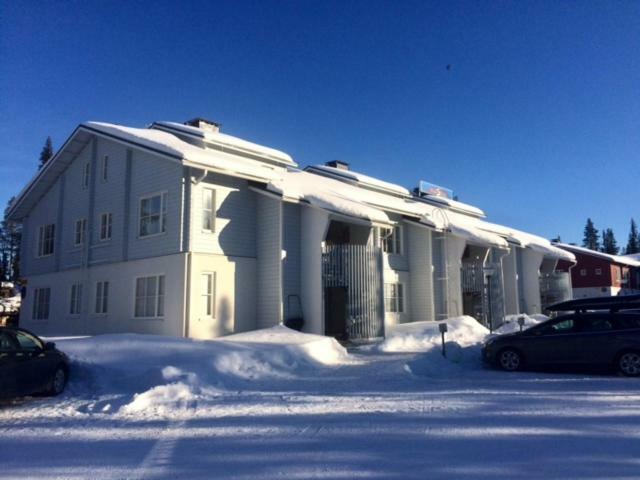 Yllaestar * Äkäslompolo